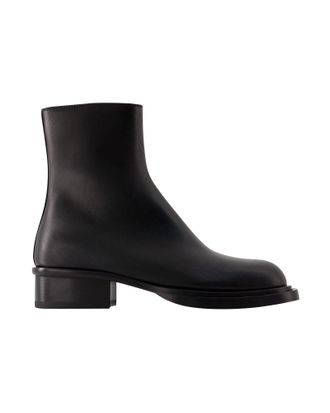 Alexander McQueen Cuban Stack Enkellaarsjes - Alexander McQueen - Leer - Zwart