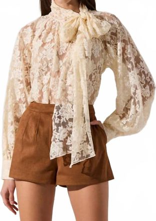 Astr Jude Faux Suede Shorts In Camel