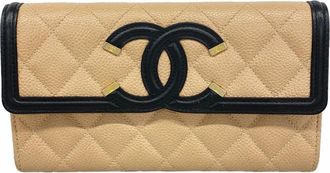 Chanel Beige Grained Calfskin Long Wallet (Bi-Fold) (Pre-Owned)
