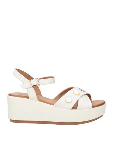 Chaussures Compensées pour Femmes Inuovo| Soldes dès 64,00 €+