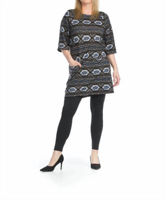 Papillon Geometric A-Line Sweater Dress With Pockets In Navy