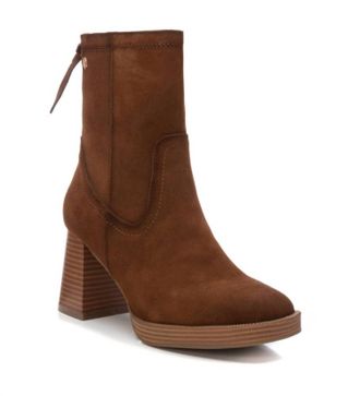 Xti Womens Suede Booties In Camel