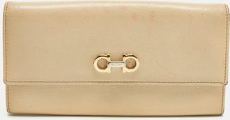 Ferragamo Gancini Beige Leather Continental Wallet