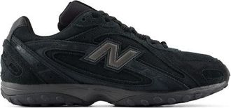 New Balance Unisex 204L en Negro/Gris, Cuero, Talla 37.5