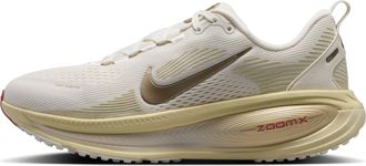 Nike (WMNS) Nike Air Zoom Vomero 18 Sail Metallic Gold HM6804-118
