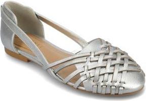 Journee Collection JOURNEE Ekko Weave Flat in Silver at Nordstrom Rack, Size 7.5