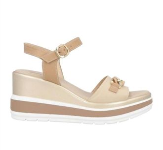 Nero Giardini Womens Chain Ankle Strap Platform Wedge Sandal In Nude