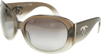Chanel Pre-owned Accessories, female, Brown, Size: ONE SIZE Pre-owned Coco Mark Gradient Sunglasses