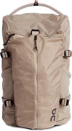 On Speed Pack 18L Lite Backpack in Sand at Nordstrom