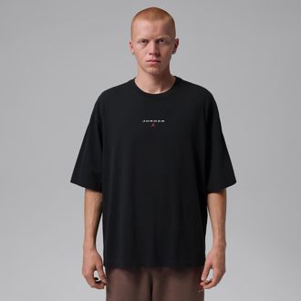 Nike Jordan Mens Jordan Flight Essentials Oversized Patch T-Shirt in Black | IO0034-010
