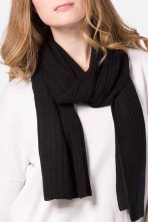 Brodie Womens Cable Scarf In Black