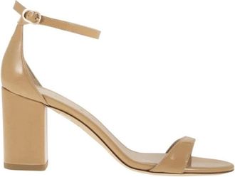 Stuart Weitzman Nudist Block 75 Sandaal - Dames - Sandalen met hakken - Beige - 38 EU - Leer - Schoenen