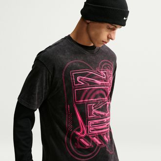 Nike Mens Nike Sportswear T-Shirt in Black | JA0072-010