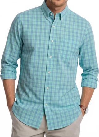 Southern Tide Intercoastal Cast Plaid Performance Sportshirt In Heather Wasabi
