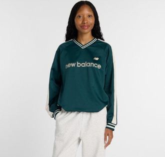 New Balance Womens Satin Woven Pullover in Green/White Nylon Woven, size X-Large