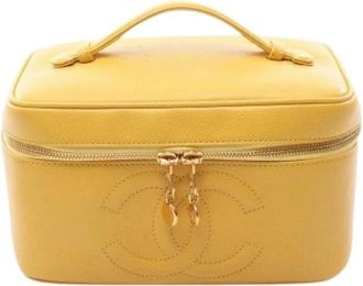 Chanel Pre-owned Handbags, female, Yellow, Size: ONE SIZE Pre-owned Vintage Vanity Bag