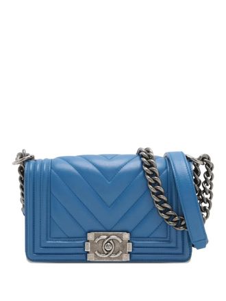 Chanel 2016-2017 Small Chevron Lambskin Boy Flap shoulder bag - women - Lambskin - One Size - Blue