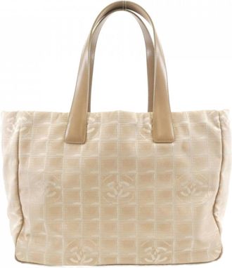 Chanel Nylon Handbag (Pre-Owned)