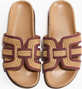 H&M Sandalen aus geflochtenem Stroh - Beige