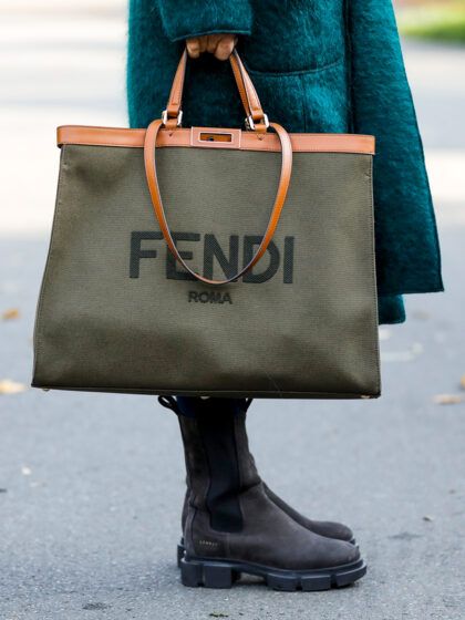 Dit mag je handtas maximaal wegen voor een gezonde rug