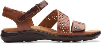 Clarks Kitly Way in Brown Leather