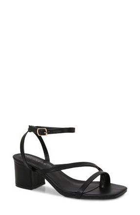 Berness Strappy Block Heel Sandal in Black at Nordstrom Rack, Size 8.5