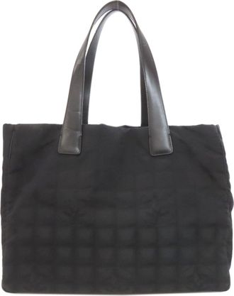 Chanel Black Nylon Tote Bag (Pre-Owned)