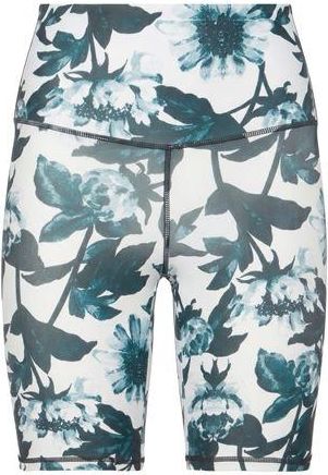 Mandala BOTTOMWEAR - Shorts & Bermuda Shorts sur YOOX.COM