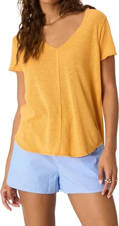 Bloomingdale's Wearever Tee In Amber Glow