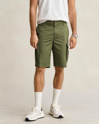 GANT Mens 379 Regular Fit Cargo Shorts in Dark Green Cotton - Size 38 (Waist)