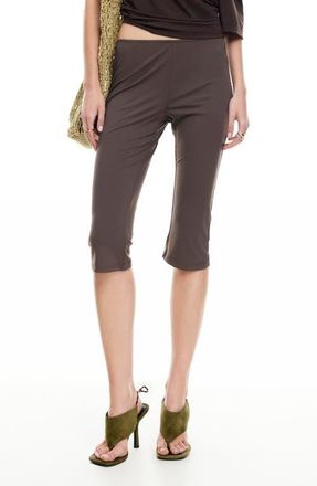 Lioness Ranger Low Rise Capri Pants in Chocolate at Nordstrom, Size X-Large