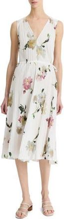 Vince Wilted Peony Print Pleated Dress in White Peony at Nordstrom Rack, Size Small