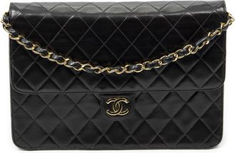 Chanel Pre-owned Womens Vintage Push Lock Straight Flap Shoulder Bag - Black - One Size