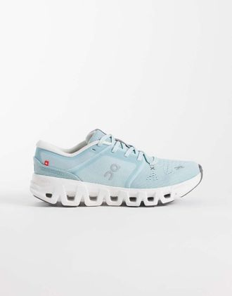 On Cloud X 5 sneakers da training azzurre e bianche-Blu