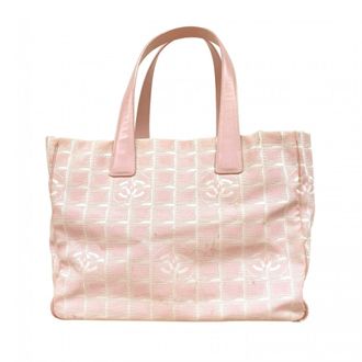 Chanel Pink Nylon Tote Bag (Pre-Owned)