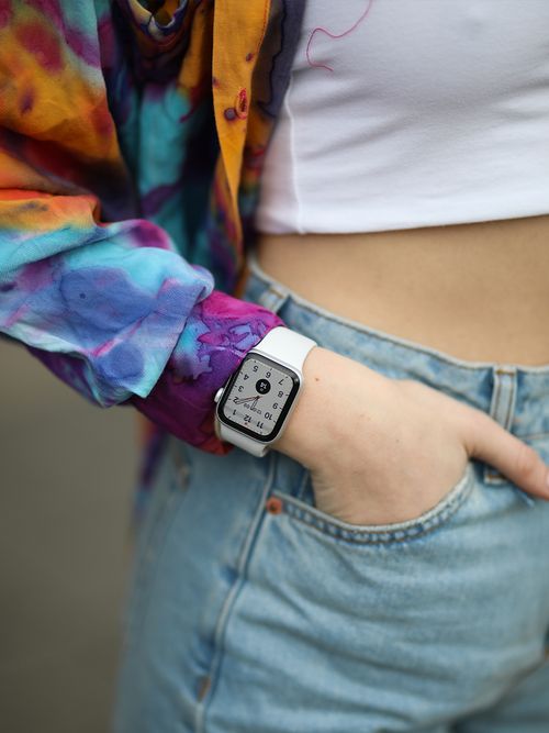 Customize your smartwatch with these designer watch bands, smart watch band, designer apple watch bands, apple watch band alternatives, designer smart watch bands, clip on apple watch bands, kate spade apple watch bands