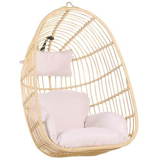 Beliani Silla Colgante De Rat&aacute;n Color Natural Para Interior-exterior Forma De Huevo Estilo Boho Casoli