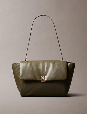 Calvin Klein Bolso Tipo Cartera Para Port&aacute;til Con Emblema Acolchado Y Herrajes Met&aacute;licos