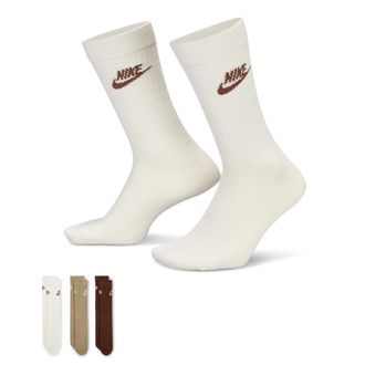 Nike Unisex Nike Sportswear Everyday Essential Crew Socks (3 Pairs) in White | DX5025-100