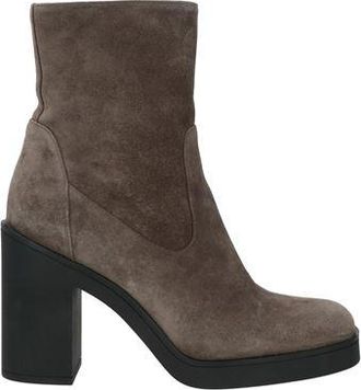 Stuart Weitzman CALZATURE - Stivaletti su YOOX.COM