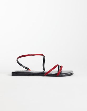 Asos Fusion - Sandali bassi premium con cinturini skinny rossi in vera pelle cavallino-Multicolore