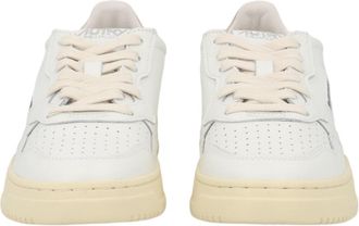 Autry Medalist Low Perforated Toe Leather Sneakers