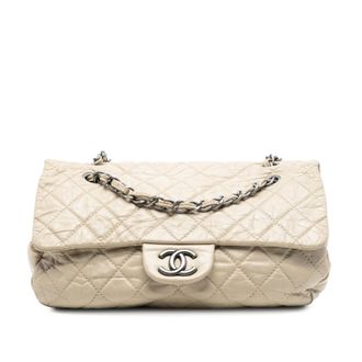 Chanel Pre-owned Womens Cc Quilted Aged Calfskin Flap - Ivory Leather - One Size