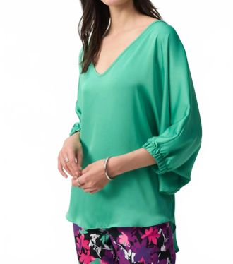 Joseph Ribkoff V-Neck 3/4 Dolman Sleeves Hi-Low Flowy Top In Garden Green