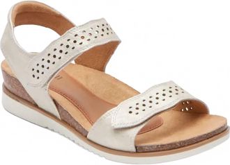 Cobb Hill Womens May Wave Strap Sandal In White