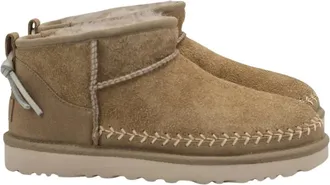 UGG Classic Ultra Mini Biarritz - Dames - Winterlaarzen - Beige - 40 EU - Su&egrave;de - Schoenen