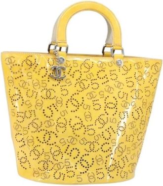 Chanel Pre-owned Bucket Bags, female, Yellow, Size: ONE SIZE Pre-owned Vintage Bucket Bag