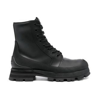 Alexander McQueen Schoenen, Heren, Zwart, 42 1/2 EU, Leer, Zwarte Veterschoenen met Flared Rubberen Zool