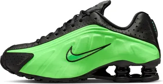 Nike Womens Shox R4 Shoes in Black | AR3565-013