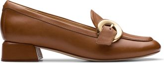 Clarks Daiss30 Trim in Brown Leather